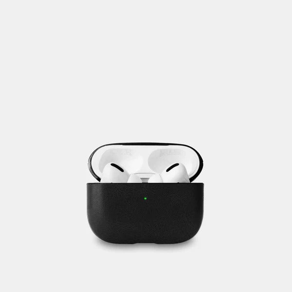 IM CLASSIC BLACK AIRPODS PRO LEATHER CASE